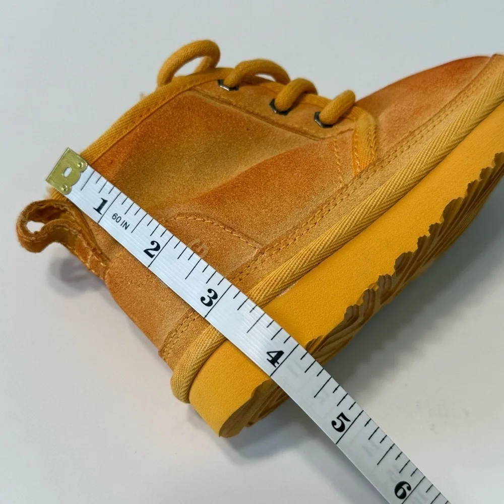 Ugg Neumel Chukka Winter Boots Zipper Up Suede Toddler Size 8 Yellow Mustard